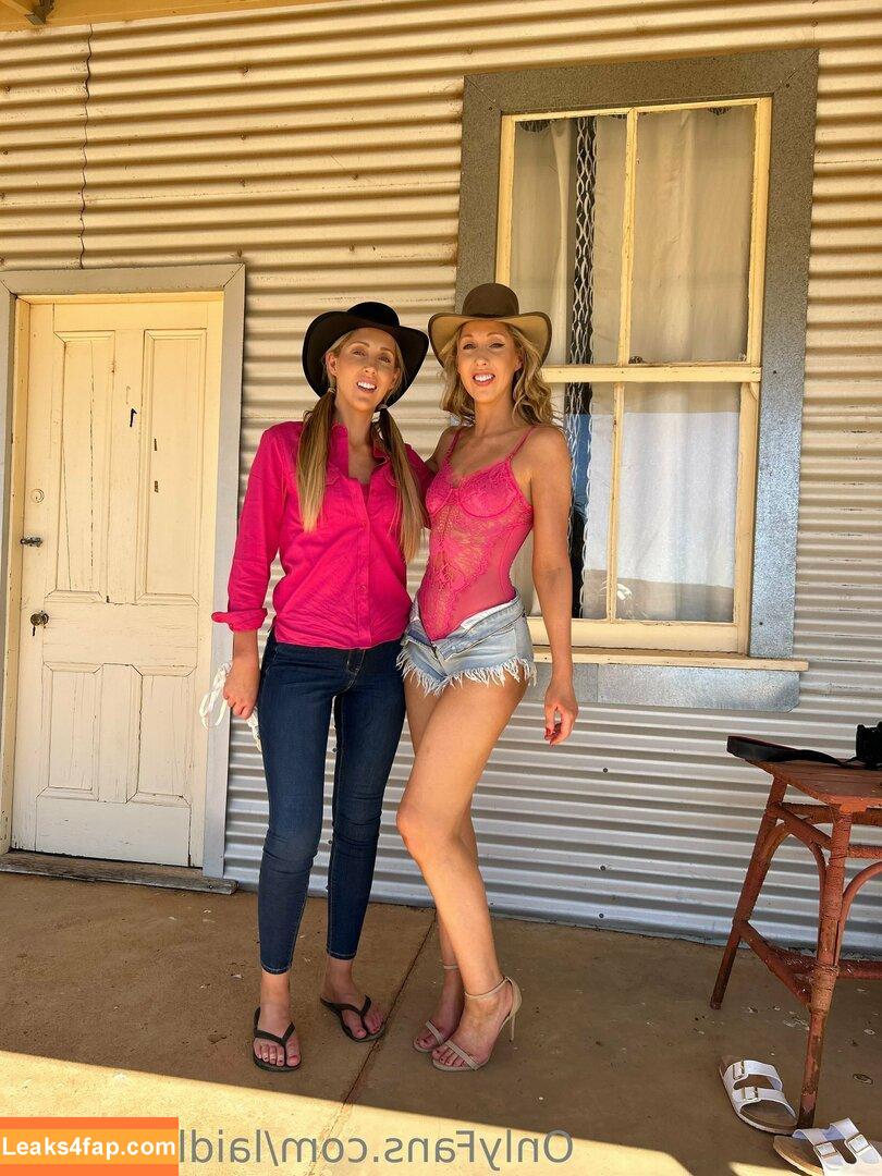 Laidlawtwins / Bec Laidlaw / Kate Laidlaw / katelaidlaw_ leaked photo photo #0165