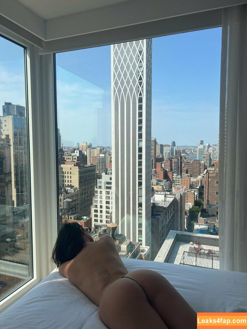LaSirena / lasirena69 leaked photo photo #0189