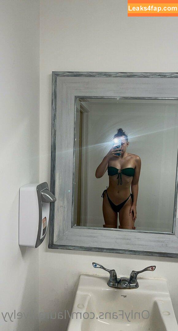 laura.livelyy / _lauralively_ / laura.livelyytk leaked photo photo #0001