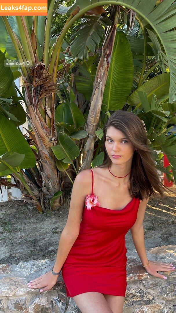 Laura Offermann / laura.o2003 leaked photo photo #0022