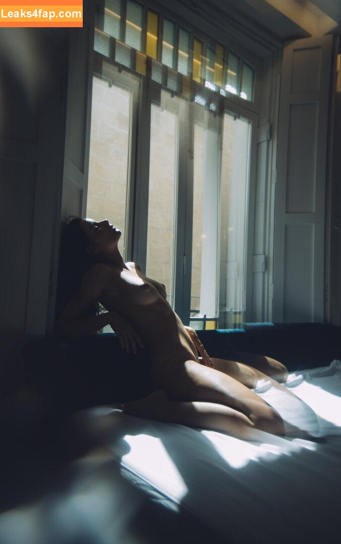 Laure Surlerivage / Lauresurlerivage / laure.surlerivage2 слитое фото фото #0040