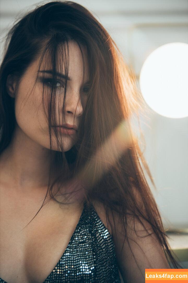Laure Surlerivage / Lauresurlerivage / laure.surlerivage2 слитое фото фото #0046