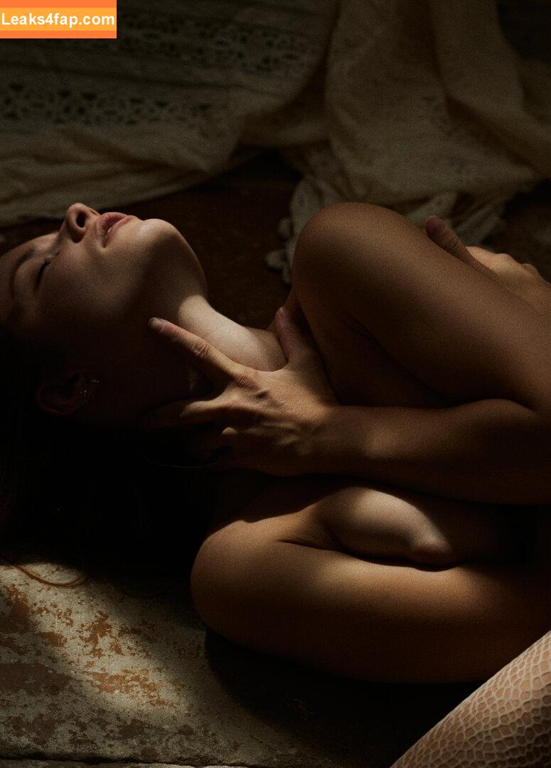 Laure Surlerivage / Lauresurlerivage / laure.surlerivage2 leaked photo photo #0188