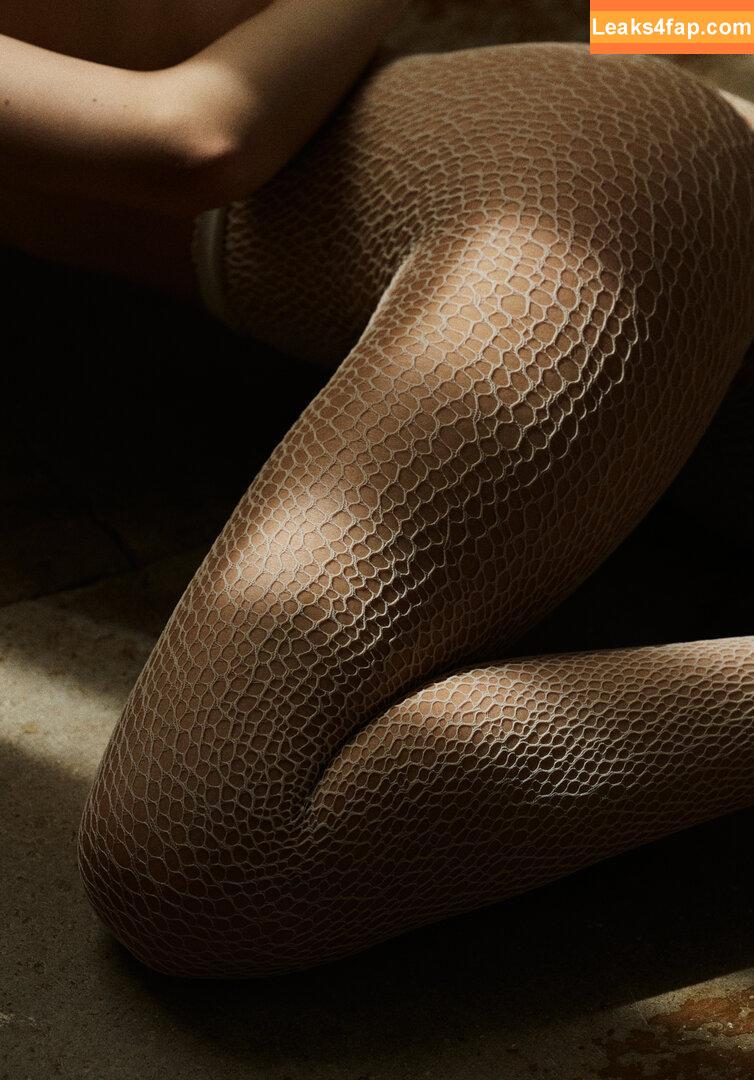 Laure Surlerivage / Lauresurlerivage / laure.surlerivage2 leaked photo photo #0189