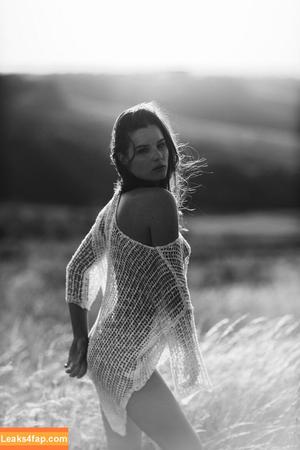Laure Surlerivage фото #0164