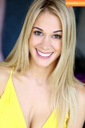 Lauren Compton photo #0350