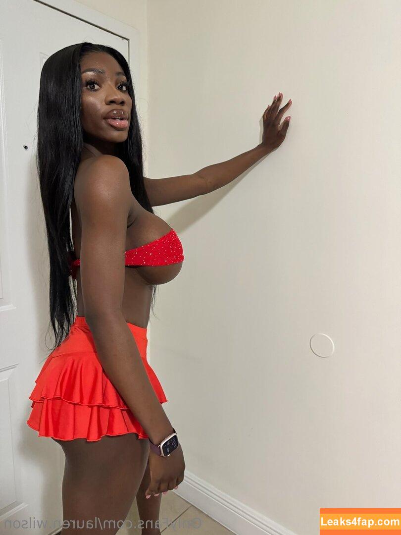 lauren.wilson /  leaked photo photo #0004