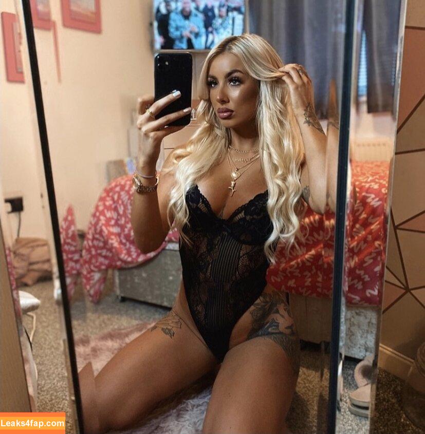 Leah Conroy / Crystal1xo / leahconroy / leahhcxx1 leaked photo photo #0002