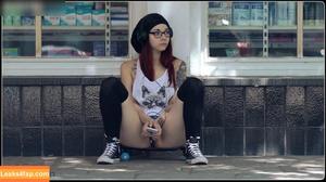 Leah Obscure photo #0100