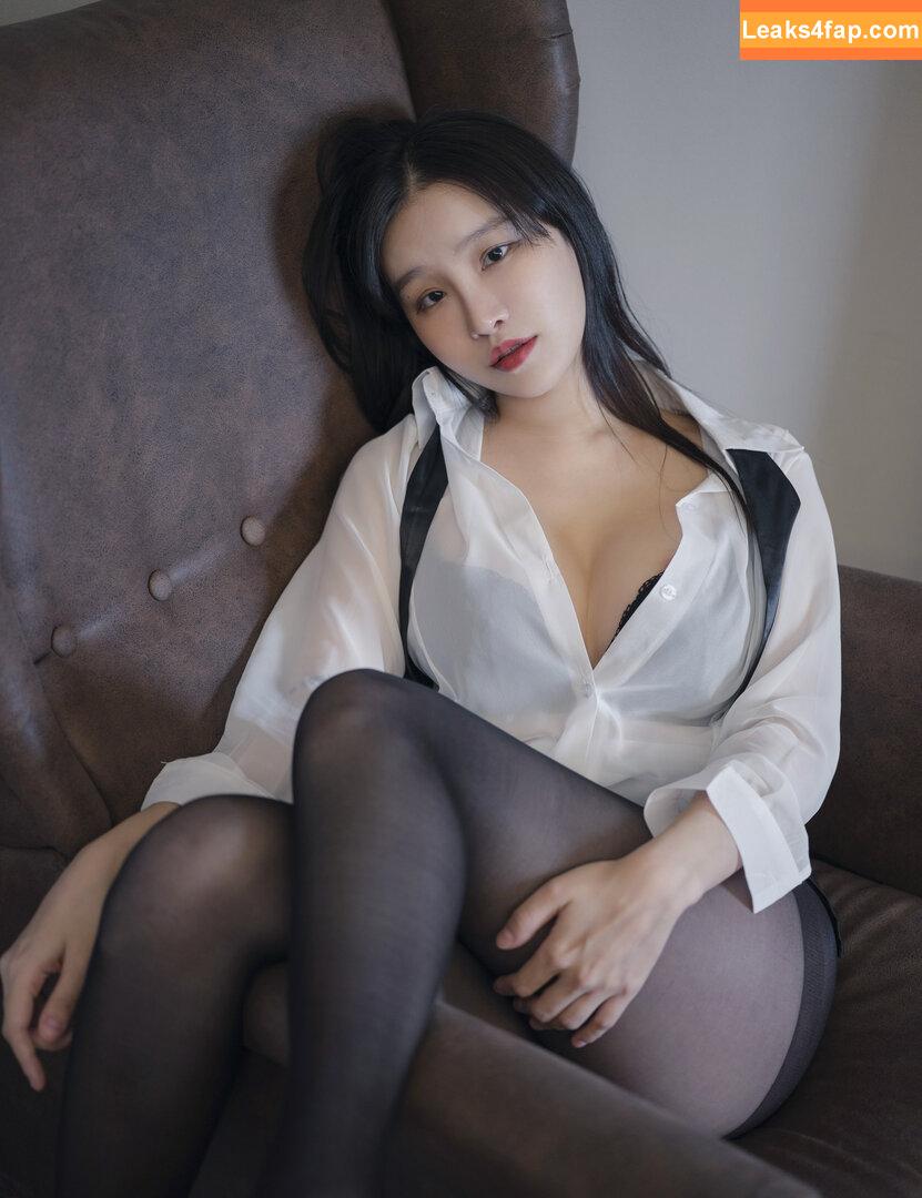 Lee Seol 이설 / bigtittygothegg / leesnowww_ слитое фото фото #0021