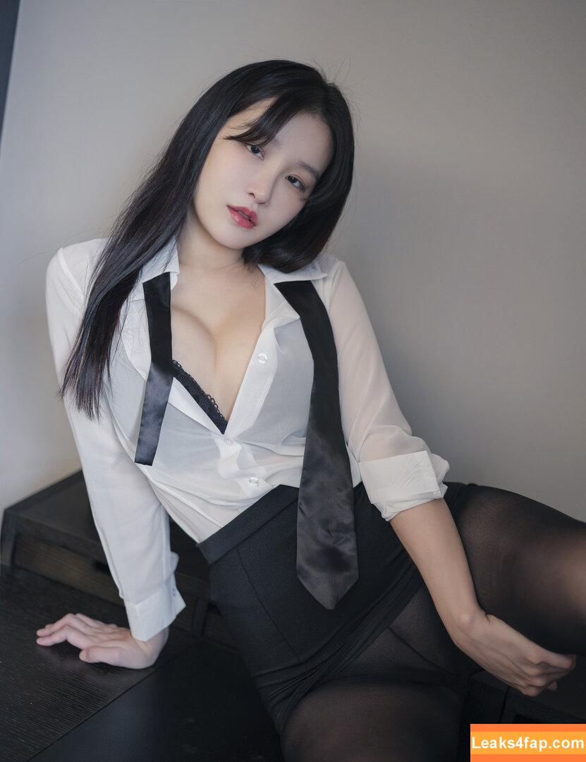 Lee Seol 이설 / bigtittygothegg / leesnowww_ слитое фото фото #0027
