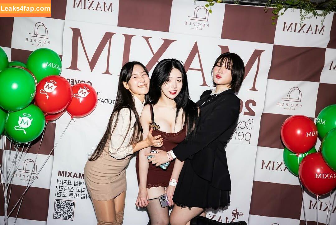 Lee Yeonwoo / yeonwooahh / 이연우 leaked photo photo #0135