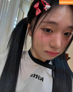 Lee Yeonwoo photo #0037