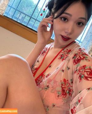 Lee Yeonwoo photo #0079