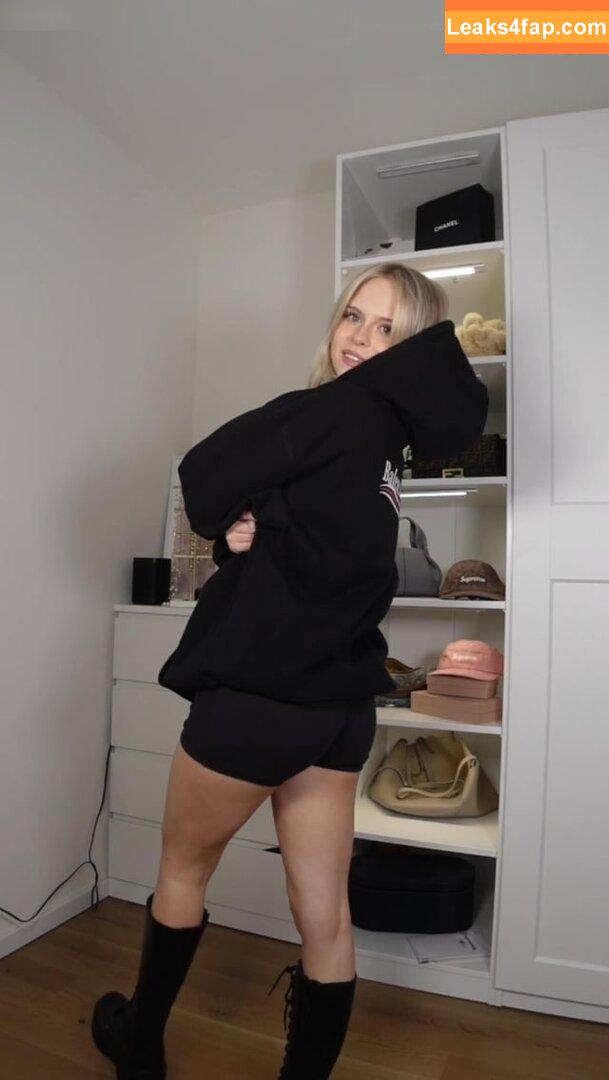 leni.marie /  leaked photo photo #0034