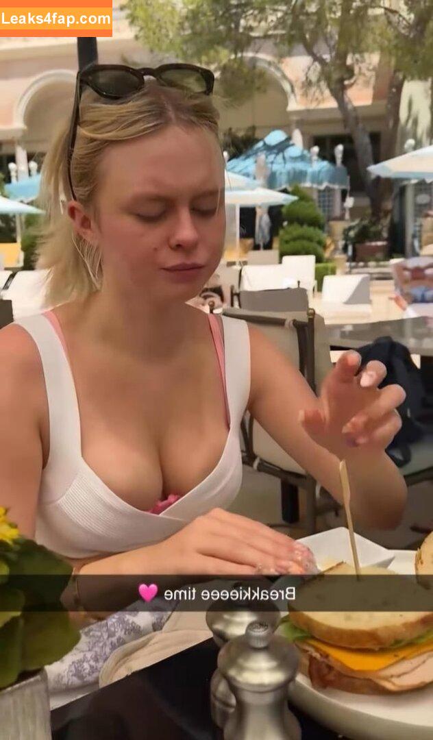 leni.marie /  leaked photo photo #0049