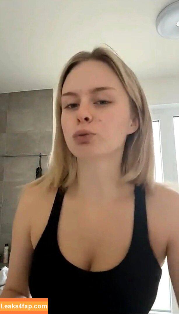 leni.marie /  leaked photo photo #0072