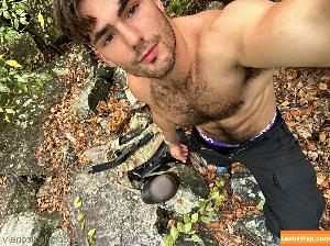 leviconely photo #0030