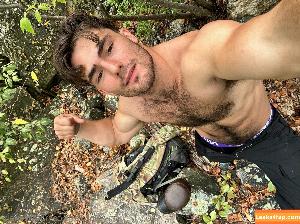 leviconely photo #0033