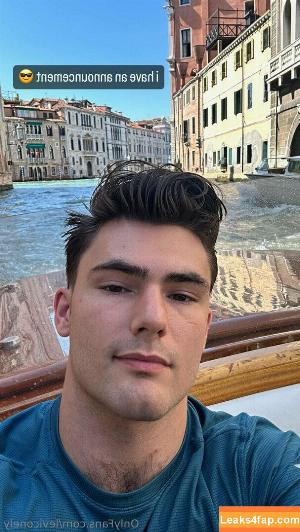 leviconely photo #0036