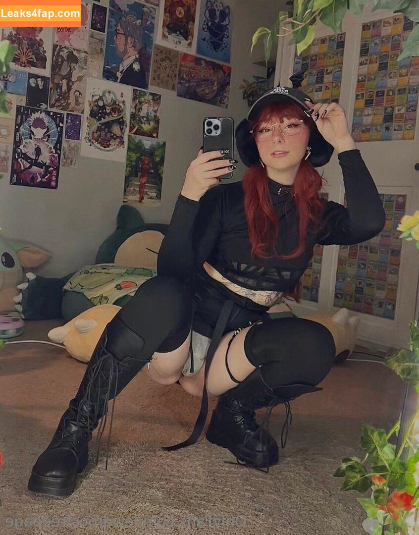 lewdroosfreepage /  leaked photo photo #0021