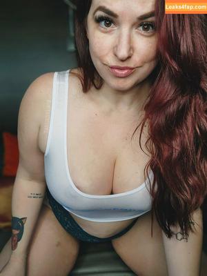 Lexi Allan photo #0025