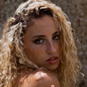 Lexi Kaleiia / lexikaleiia leaked photo photo #0002