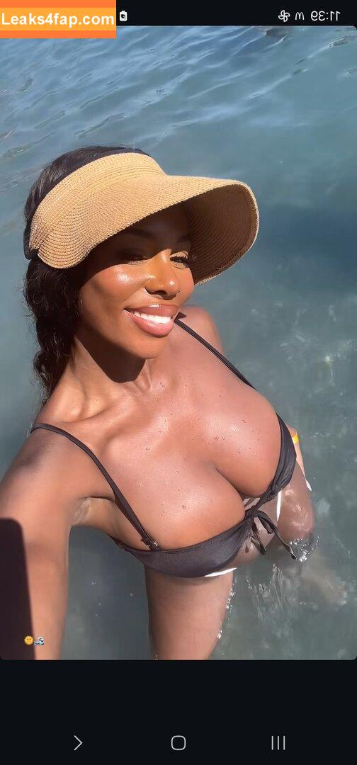 Lexi Williams / _misslexiii / miss.lexiii leaked photo photo #0003