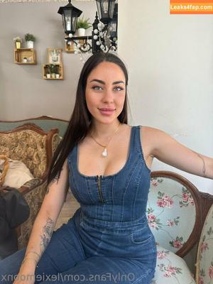 lexiemoonx photo #0001