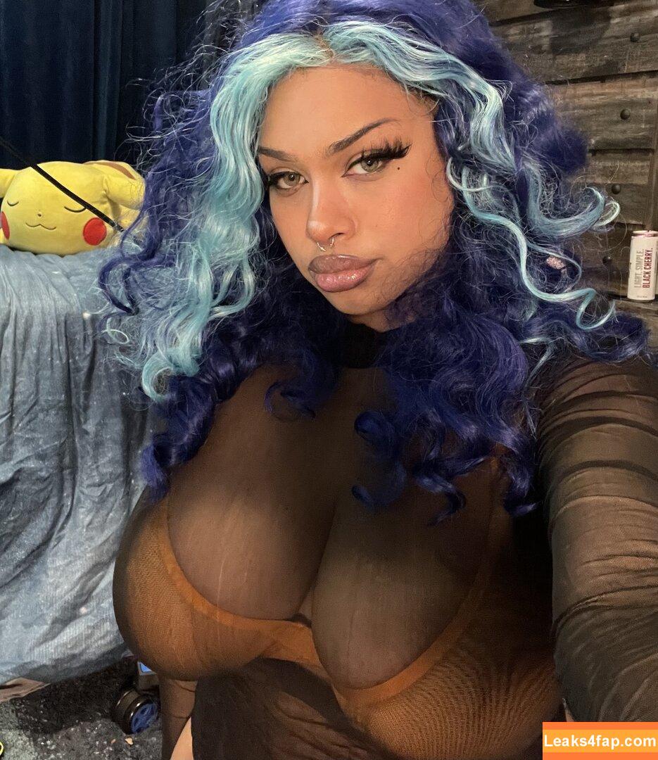 Lia Bluemoon / Lia_Bluemoon / blueberry.toast leaked photo photo #0002