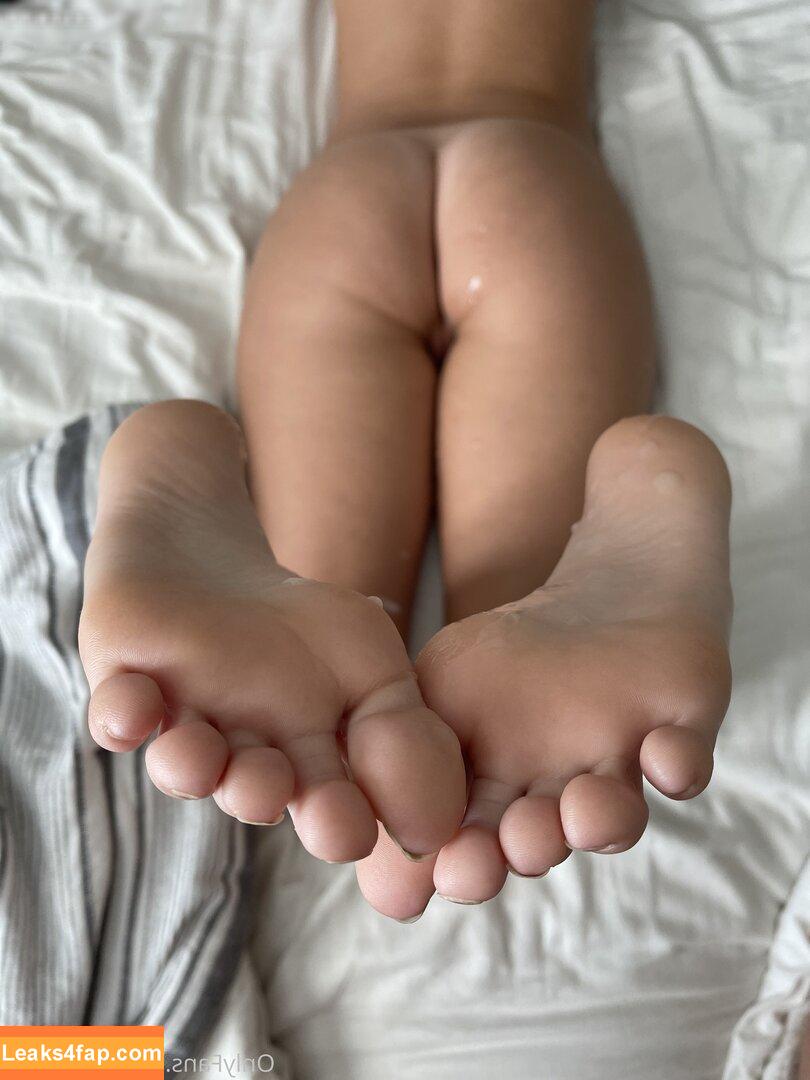 Lia Lynn / https: / lialynnvip / lialynnxx leaked photo photo #0003