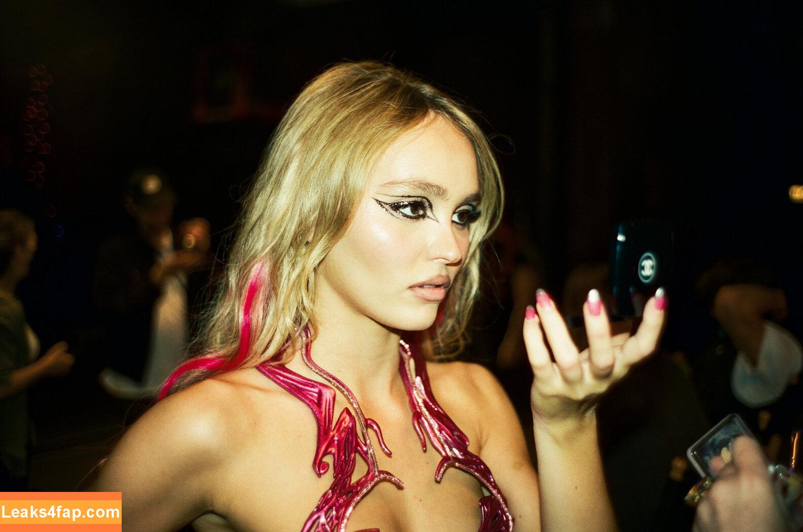 Lil Rose /  leaked photo photo #0001