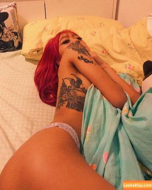 lilfoxiebaby photo #0007