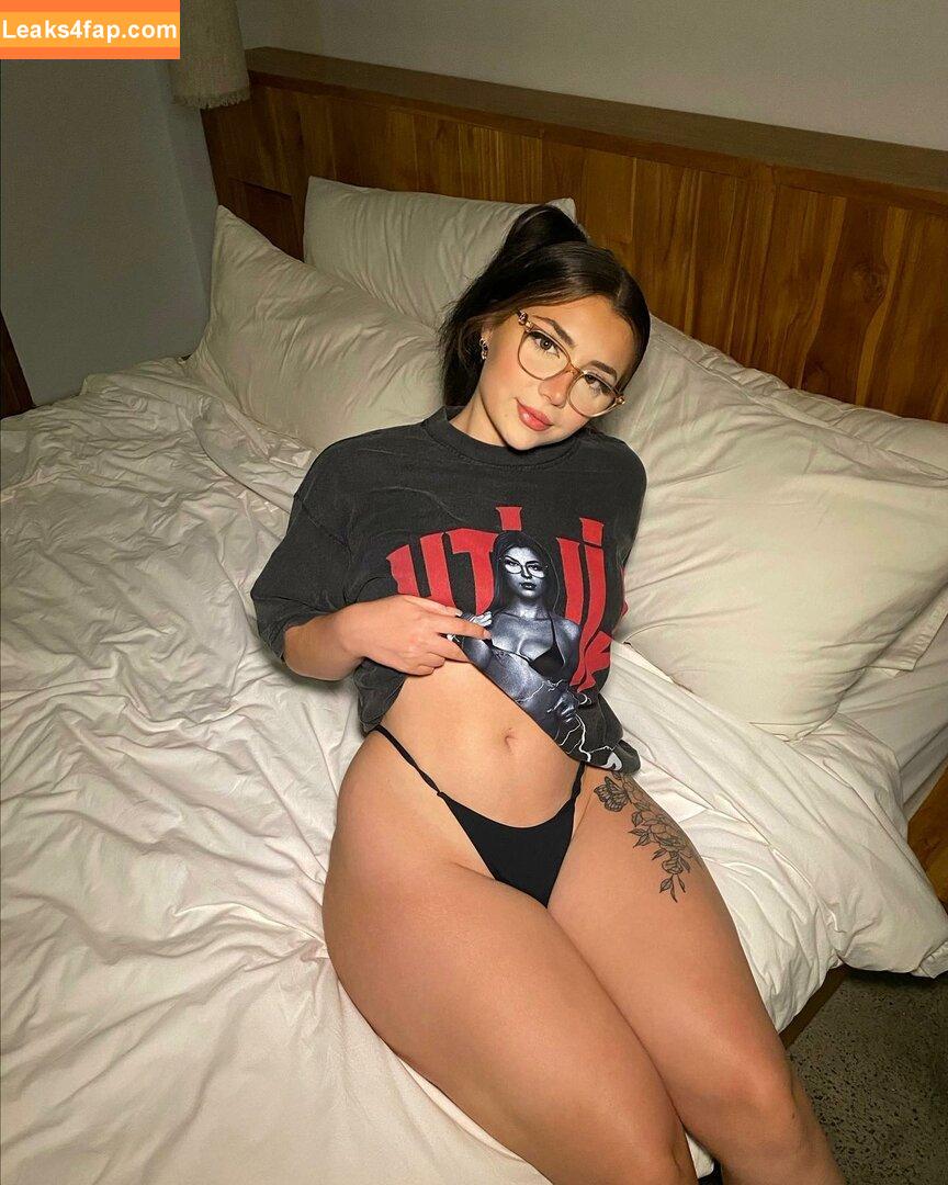 Lilith Cavaliere / CavaliereLilith / lilithcavali / lilithcavalierex leaked photo photo #0058