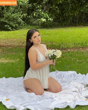 Lilith Cavaliere photo #0101