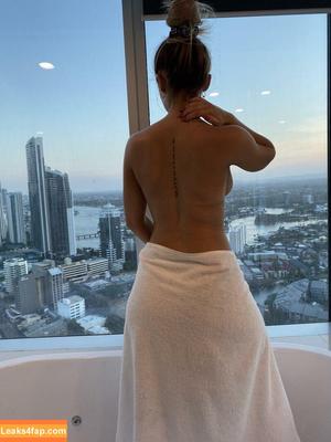 Lilith Cavaliere photo #0768