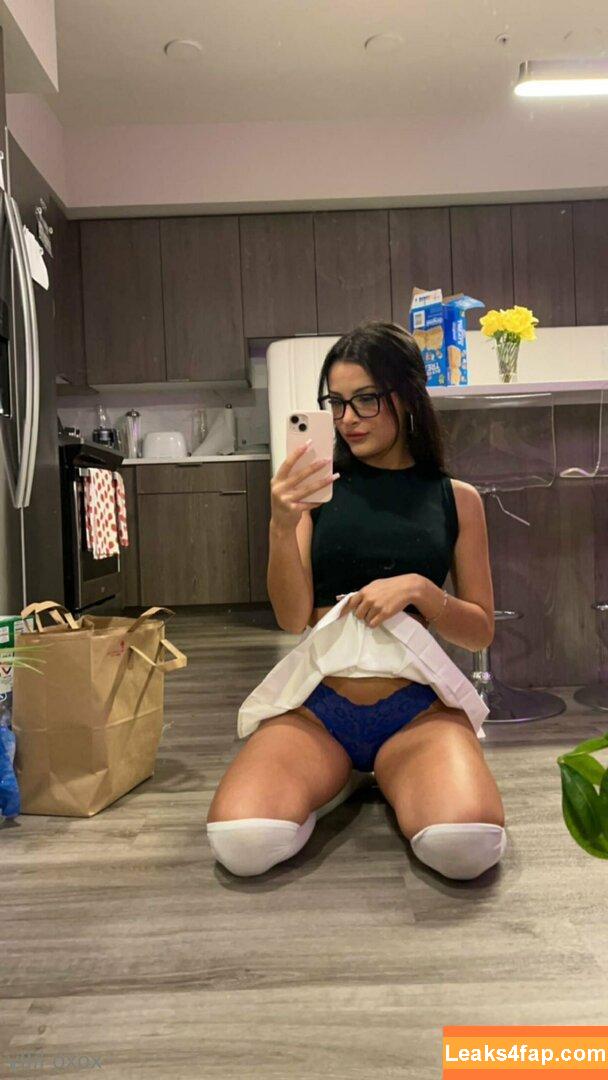 Lillian Delaney / lilliandelaney / lilliandelaneyy leaked photo photo #0040