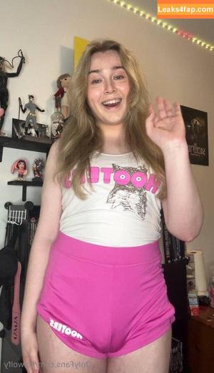 lilxwolfy photo #0009