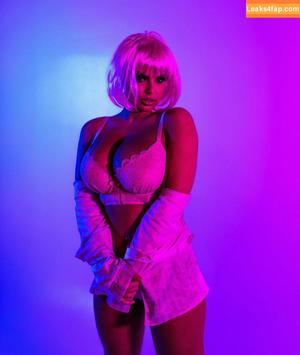 Lily Van Dyke photo #0070