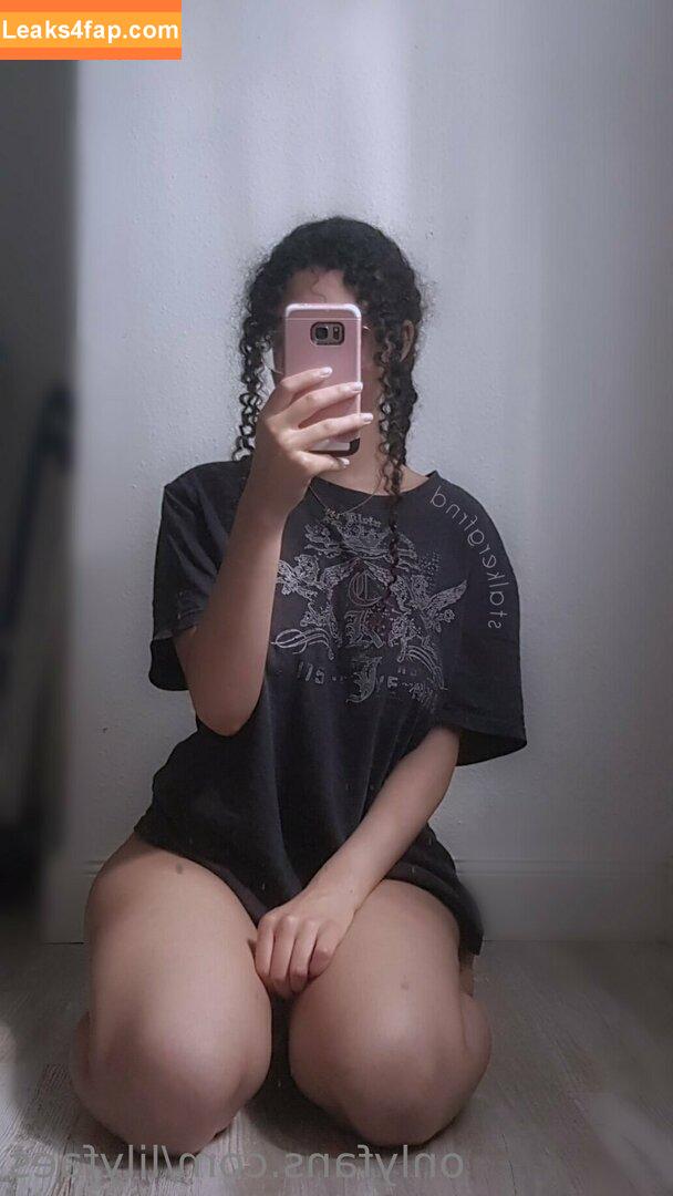 lilybun_18 / lilyd_18 / lilyfaes leaked photo photo #0014