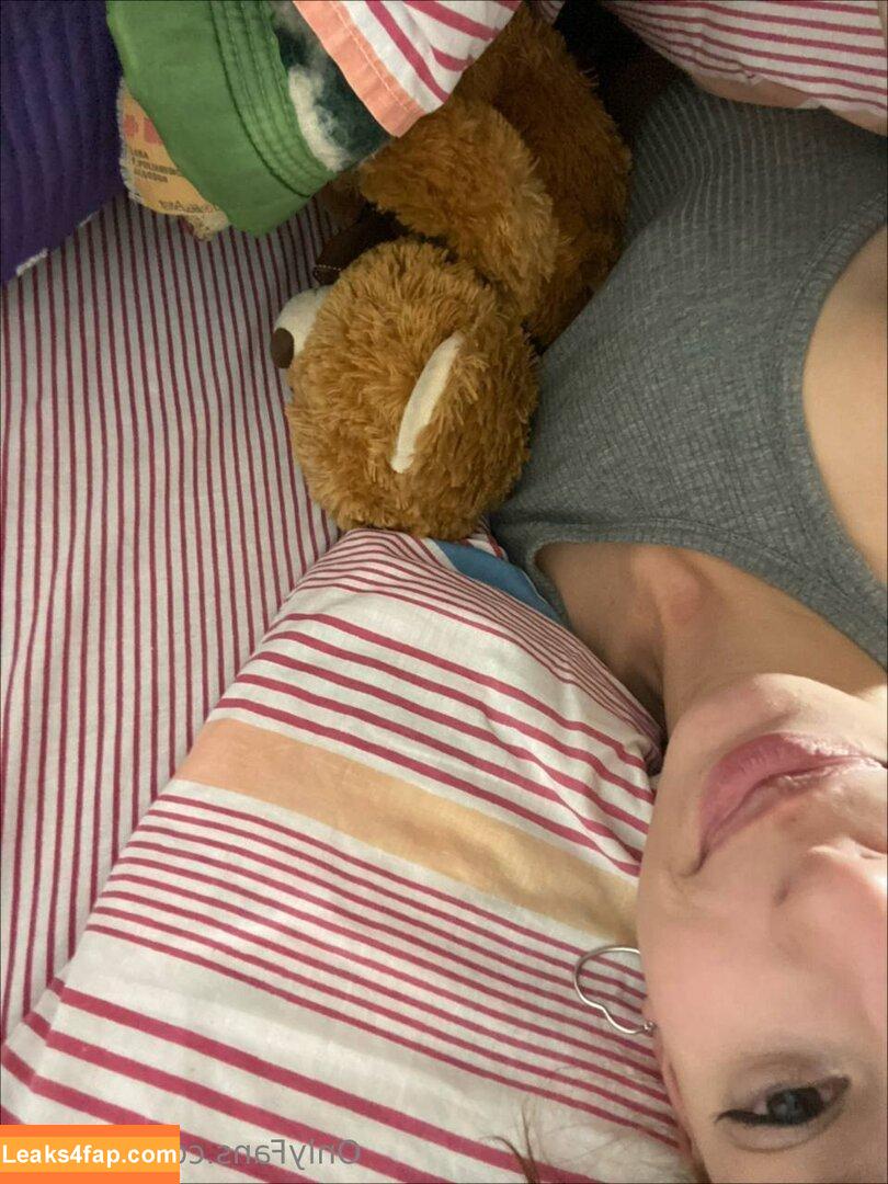Lilytr0n / lilly.tronn leaked photo photo #0001