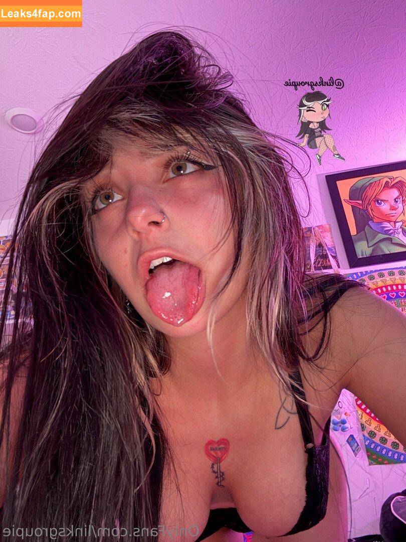 Linksgroupie / Mariah Crooke / https: leaked photo photo #0123