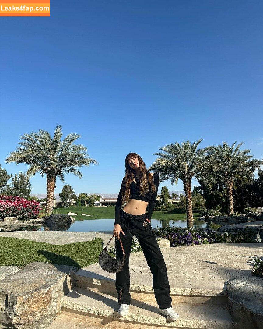 Lisa / Blackpink / thereallisaann / xlisa_olivex leaked photo photo #0229