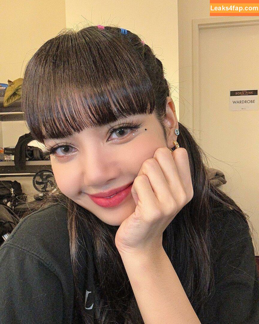 Lisa / Blackpink / thereallisaann / xlisa_olivex слитое фото фото #0460