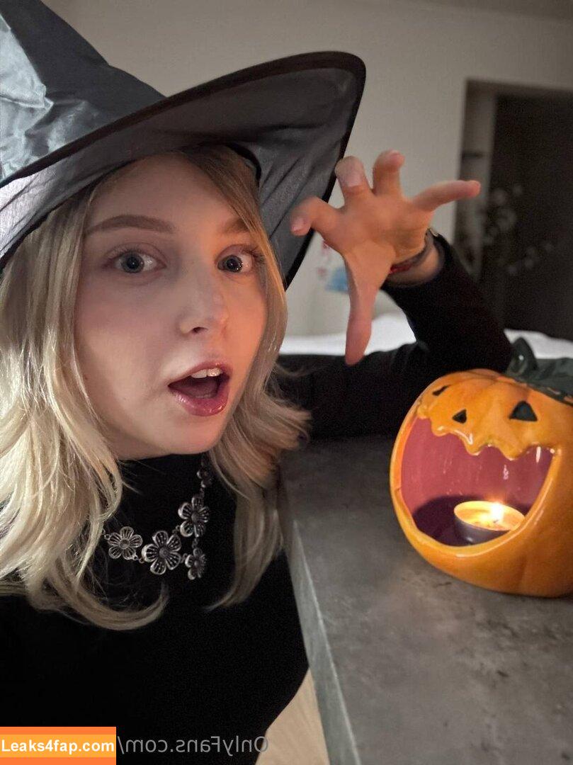Lit1le_Kitty leaked photo photo #0016