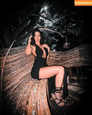 Livia Brito photo #0063