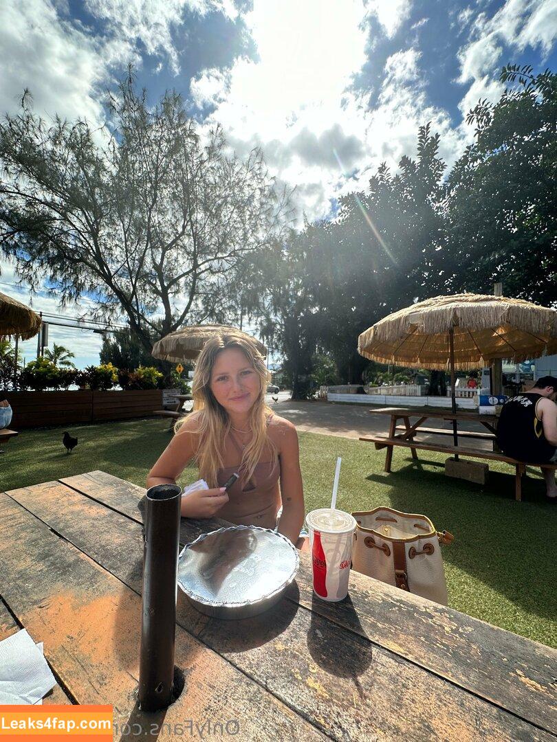 liztravels /  leaked photo photo #0023