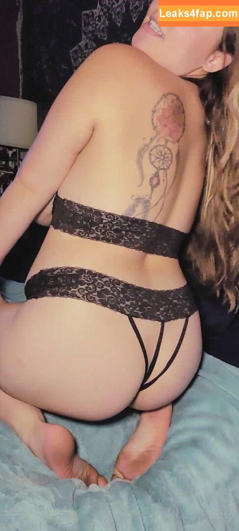 Lizzy Skylar / SkylarLizzy / juggosaurustex / lizzy-skylar leaked photo photo #0005