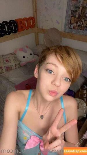 loonicorn photo #0144