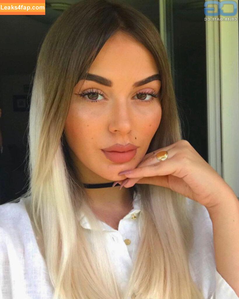 Loredana Zefi /  leaked photo photo #0005